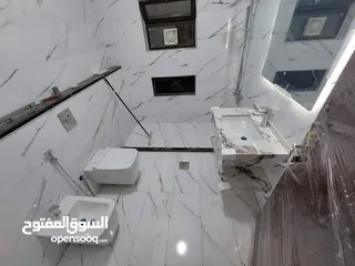  16 ورق جدران والشيبورد وبانوهات وجبسن بورد وبانوهات والدهان وبديل الخشب وبديل الحجر والقرميد والفاير بل