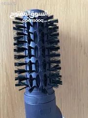  9 فرشاة Babyliss Brushing 700 لتجفيف وتصفيف الشعر  بحالة ممتازة