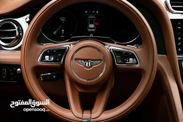  12 Bentley Bentayga V8