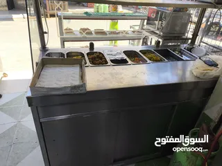  17 عدة مطعم كامله للبيع