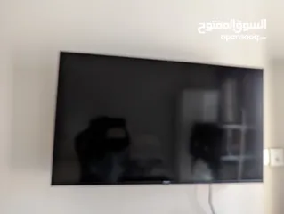  2 Hisense smart TV in excellent condition