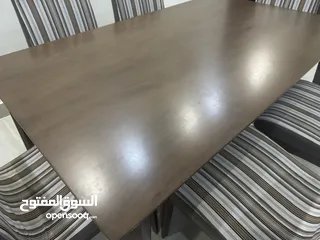  2 طاولة سفرة بتصميم فاخر مع 6 كراسي – لون بني دافئ