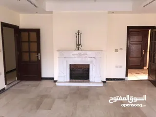 4 شقة مميزة للبيع في عبدون - طابق أرضي