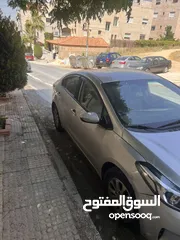  1 كيا K3 2018 صالون سيدان للبيع فل ما عدا الفتحه لون سيلفر