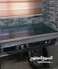  3 فرن غاز يونفيرسال للبيع