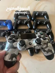  4 Controller ps4/5 بحالة الجديد للبيع  ايادي بلايستيشن 4/5 ايادي بحالة الوكالة وعالفحص وكفالة شهر