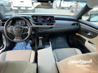  9 ‏ES 350 رقم واحد لون ابيض لؤلؤي 2019