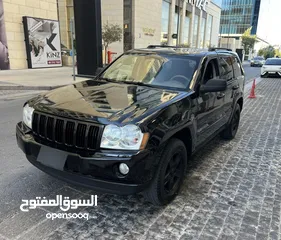  1 جيب جراند شيروكي موديل 2005  ‎ بحالة ممتازة / فل كامل Black Edition