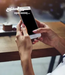 1 مساعدة في الرد على رسائل العملاء وتنظيم حسابات التواصل – 3 ساعات يوميًا