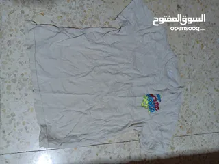  7 بلايز بناتي ستاتي ميديو و لارج و إكس لارج  جديد غير مستعمل تعتبر شروة أكثر من 50 بلوزة