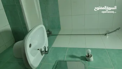  18 شقة مفروشة للايجار الجبيهة قرب اشارة المنهل