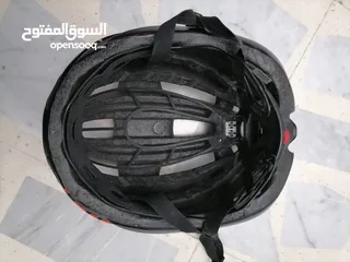  8 Helmets خوذ دراجات هوائية للبيع