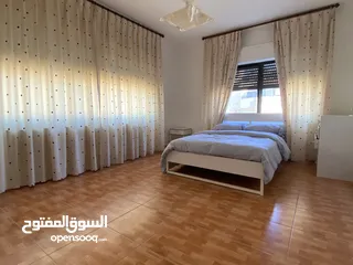  7 220 m2 Modern 3 Bedroom Furnished Apartment - Rent now in Shmesani