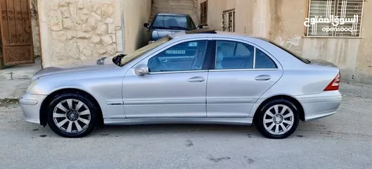  2 مرسيدس C230 2004 افنجارد بسعر حرق