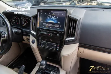  13 Toyota Land Cruiser 2020 Gx-r Grand Touring   السيارة وارد الشركة و قطعت مسافة 72,000 كم فقط