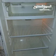  2 ثلاجه سامسونج كبيره شغال