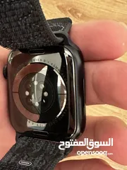  4 Apple Watch 9 45mm