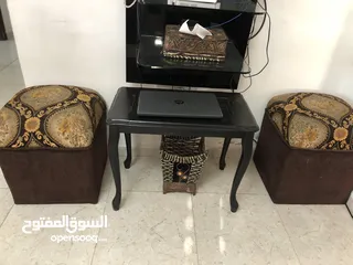  4 طقم L مع بفتين وملحقاتهاا للبيع بسعر مغرريي