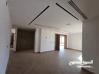  6 شقة فاخرة لم تسكن بعد