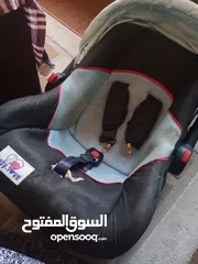  5 تخت  بيبي مع ثلاث هدايا  فرشة و كوت ودراجة بيبي بسعر مميز وبحالة ممتازة