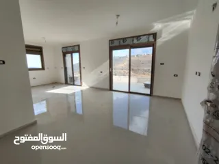  6 روف سوبر ديلوكس للبيع في الريحان مع إطلالة خيالية