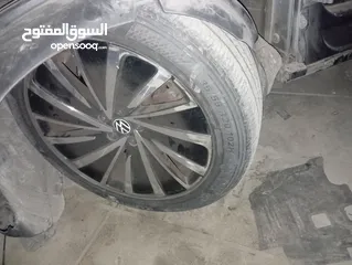  1 جنط id4 الاصلي مش الصيني مفكوك عن السيارة للبيع