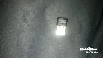  3 كمبيوتر العاب شاشة acer و lenovo case بحاجة تصليح كرت الشاشه فقط