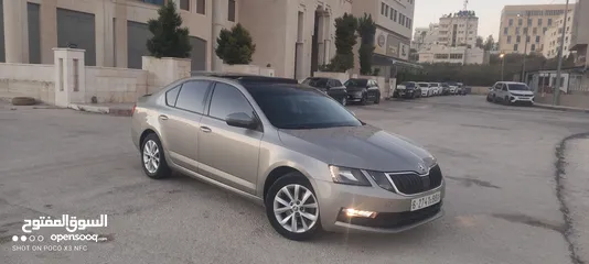  5 سكودا اوكتافيا بنوراما بحالة الشركة  اتومتيك ماتور (1400بنزين )2018