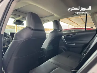 5 Toyota Rav4 2023 XLE Premium