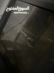  2 كمبيوتر بحالة ممتازة ما اشتغل اشي