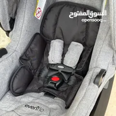  9 كارسيت للسياره ماركة Evenflo وارد امريكا جديد بالليبل