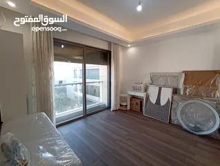  11 شقة مفروشة للإيجار 200م2 ( Property 19142 )-174847866