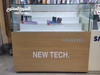  1 بترينة اجهزه خلويه بحاله ممتازه عدد 2