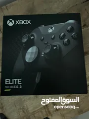  1 Xbox Elite series 2 controller