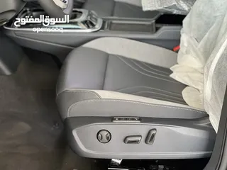  20 VW ID4 CROZZ PRO 2024 PIANO BLACK أبيضّ لؤلؤي