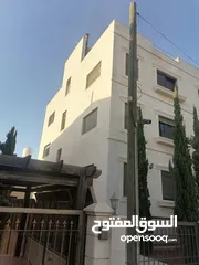  13 بيت مستقل اربع شقق طابقية على شارعين شارع المطار حجار النوابلسة مقابل الخارجية لقطة !!