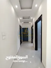  14 رقم الاعلان (5256) شقة للبيع في ام زويتينة قرب دوار إقرأ بناء حديث
