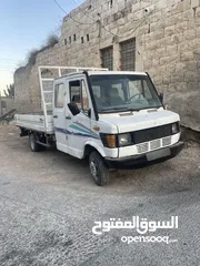  2 مرسيدس 410