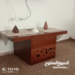  1 طاولة للبيع