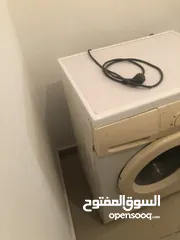  2 غساله LG بحاله جيده 7k
