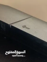  8 بلايستيشن 4 مستعمل مع يدتين بحالة الوكالة مع كفالة سنة كاملة (فقط للبيع ما اقبل تبديل أبدا)
