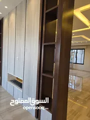  20 شقة ارضية من ضمن فيلا مطله في الظهير مع حديقة و كراج