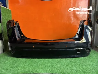  2 طمبون خلفي تويوتا بريوس 2019-2022  وسبويلر لميع مميز تويوتا بريوس 2019-2022 متوفر عدة الالوان ياباني