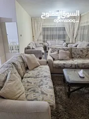  4 شقة 3 غرف نوم و 3 حمامات مميزة مفروشة للايجار الدوار السابع مقابل فندق جنيفا و قرب نادي الجيل الجديد