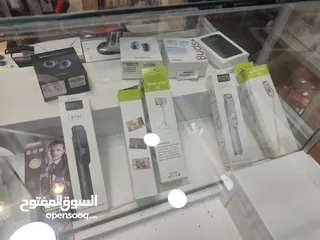  21 بضاعة محل للبيع