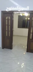  12 شقه للإيجار