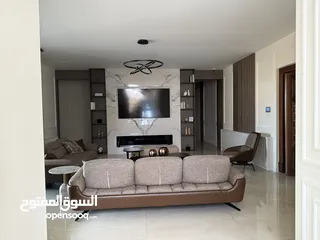  7 فيلا للبيع