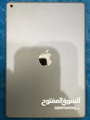  2 iPad 8 32GB