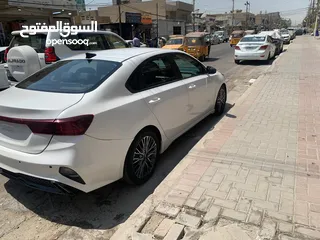  2 Kia فورتي 2022 gt line