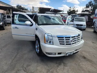  6 كاش أو اقساط من المالك كاديلاك اسكاليد 2011 VIP PLATINUM XL مميزه جدا 6.2cc